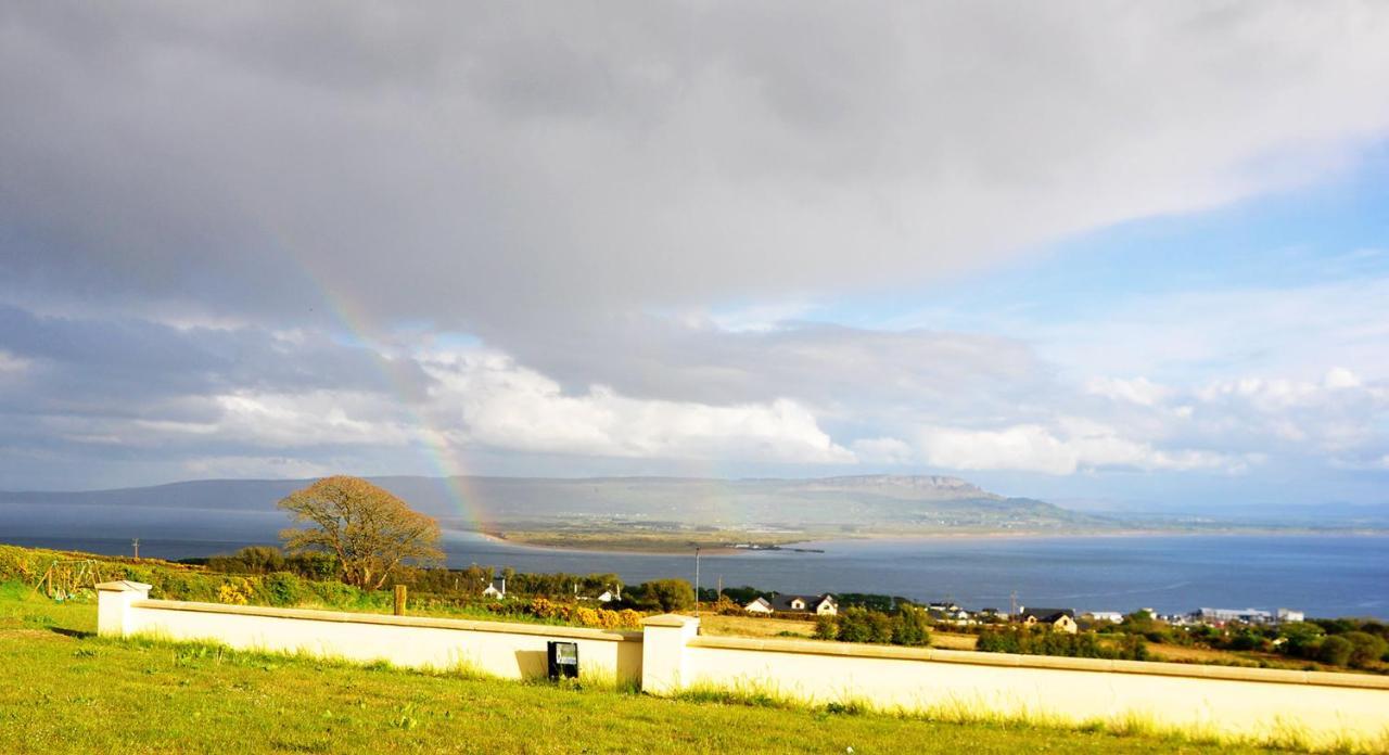 Foyle View Cabin Greencastle  Extérieur photo